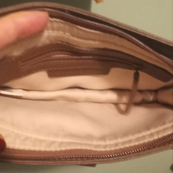 NWOT Lucky Brand wallet, brown leather, has rings for a strap - Picture 3 of 5